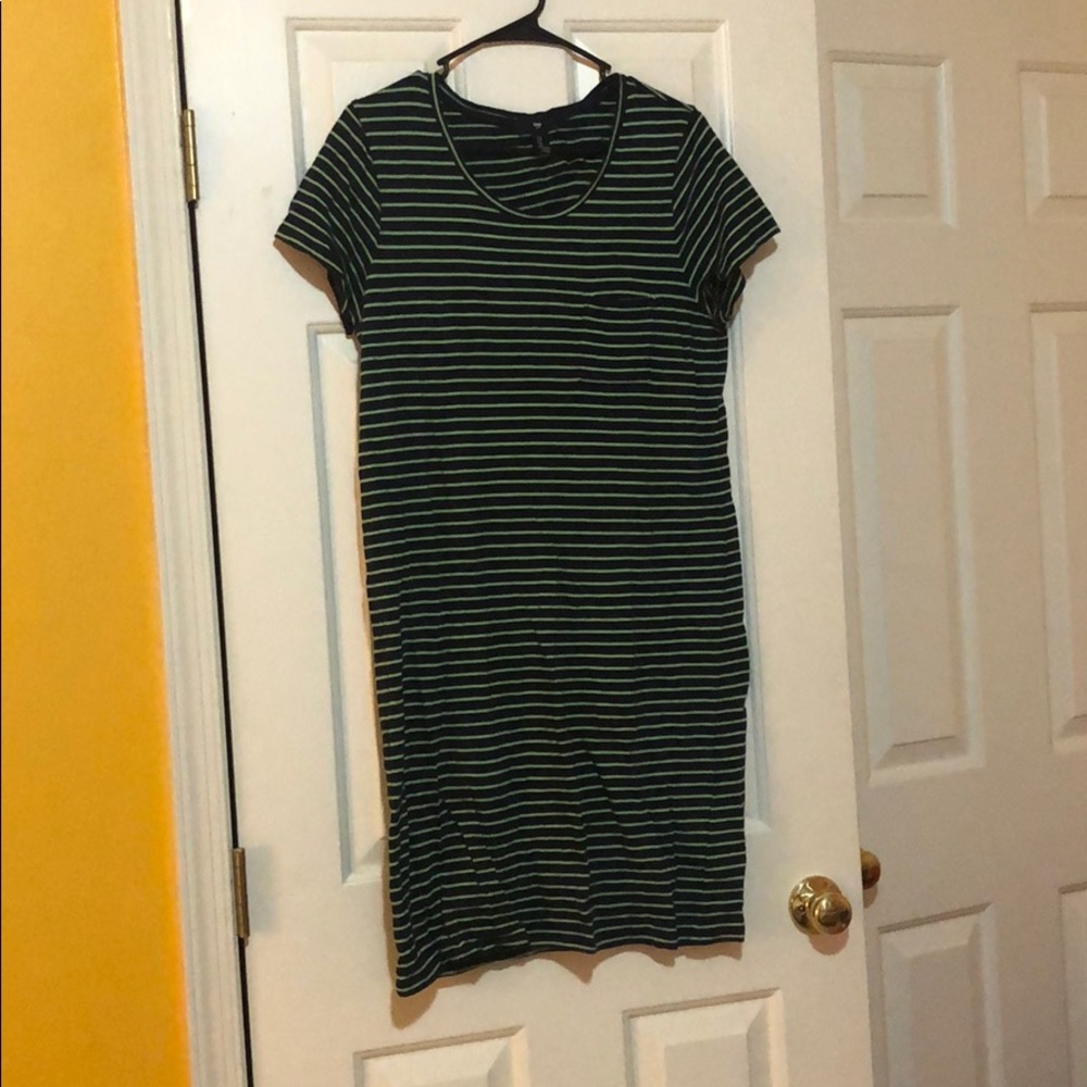 T-shirt dress